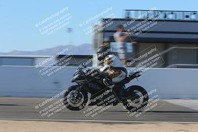 media/Nov-06-2023-Moto Forza (Mon) [[ce023d0744]]/4-Beginner Group/Session 4 (Finish Line Checker)/